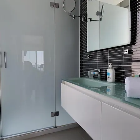 Baupres Luxury アパート *